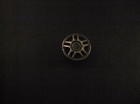 Volkswagen wieldop ( velg) met logo, zilverkleurig